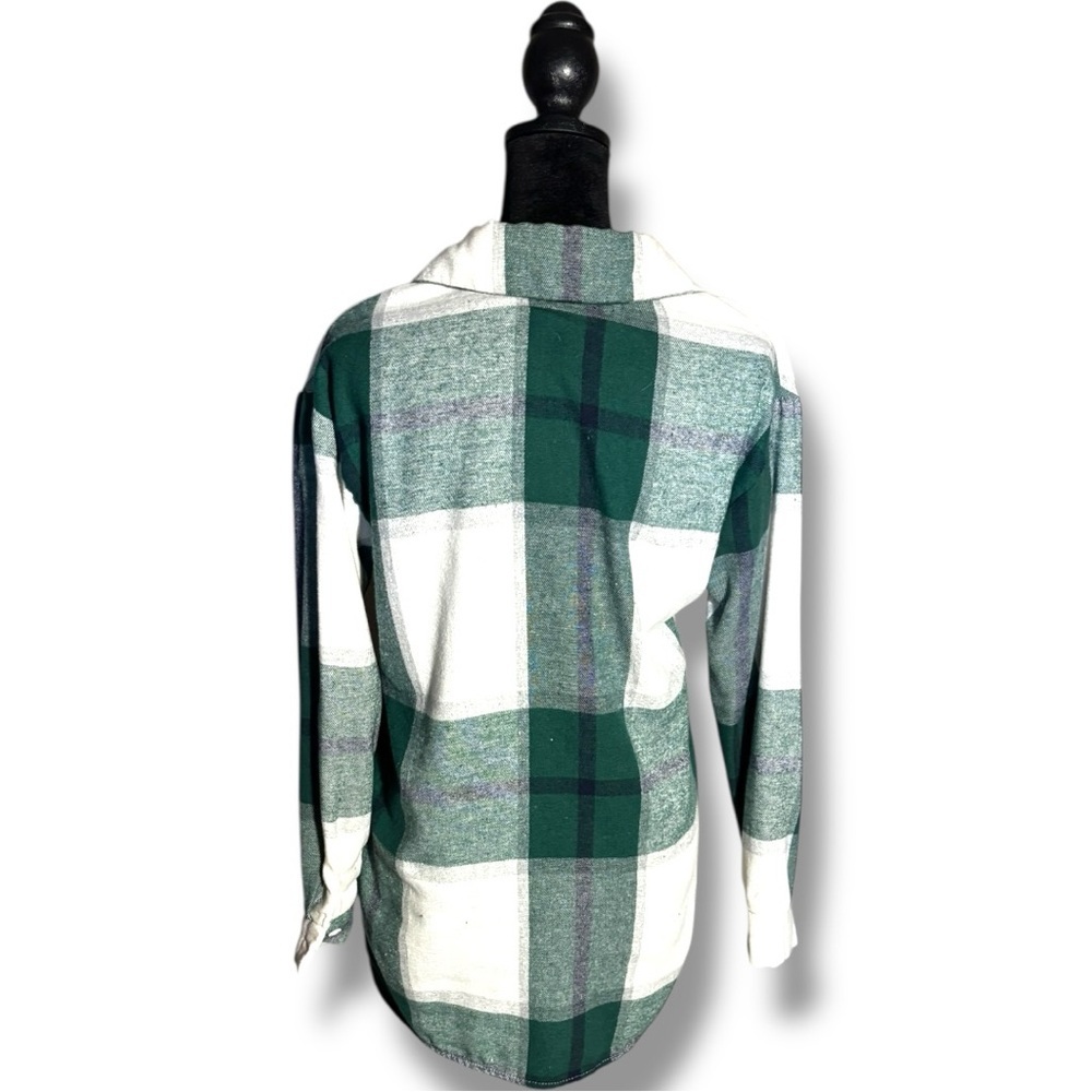 Shein Plaid Flannel Green and White Button-Up Womens Long Sleeve Shirt - Picture 5 of 15